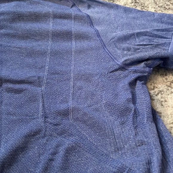 blue lululemon shirt size large collar sports/althetic/ performance wear - Picture 5 of 5
